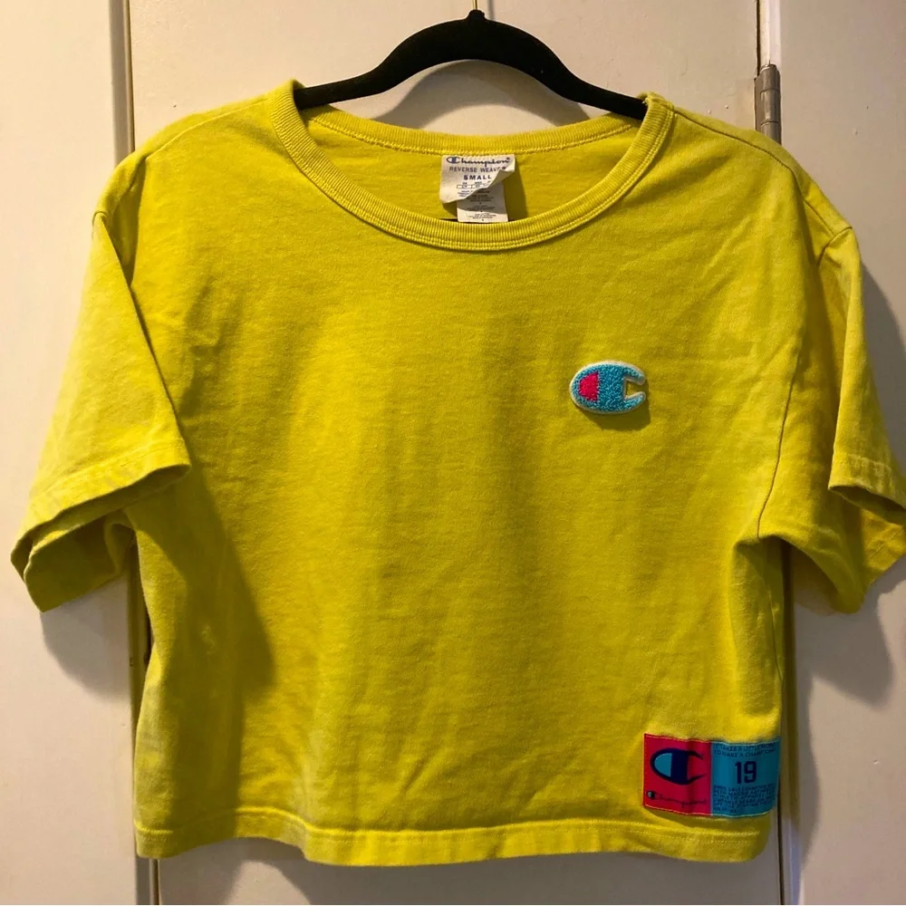 Champion Cropped Tee - Picture 1 of 2